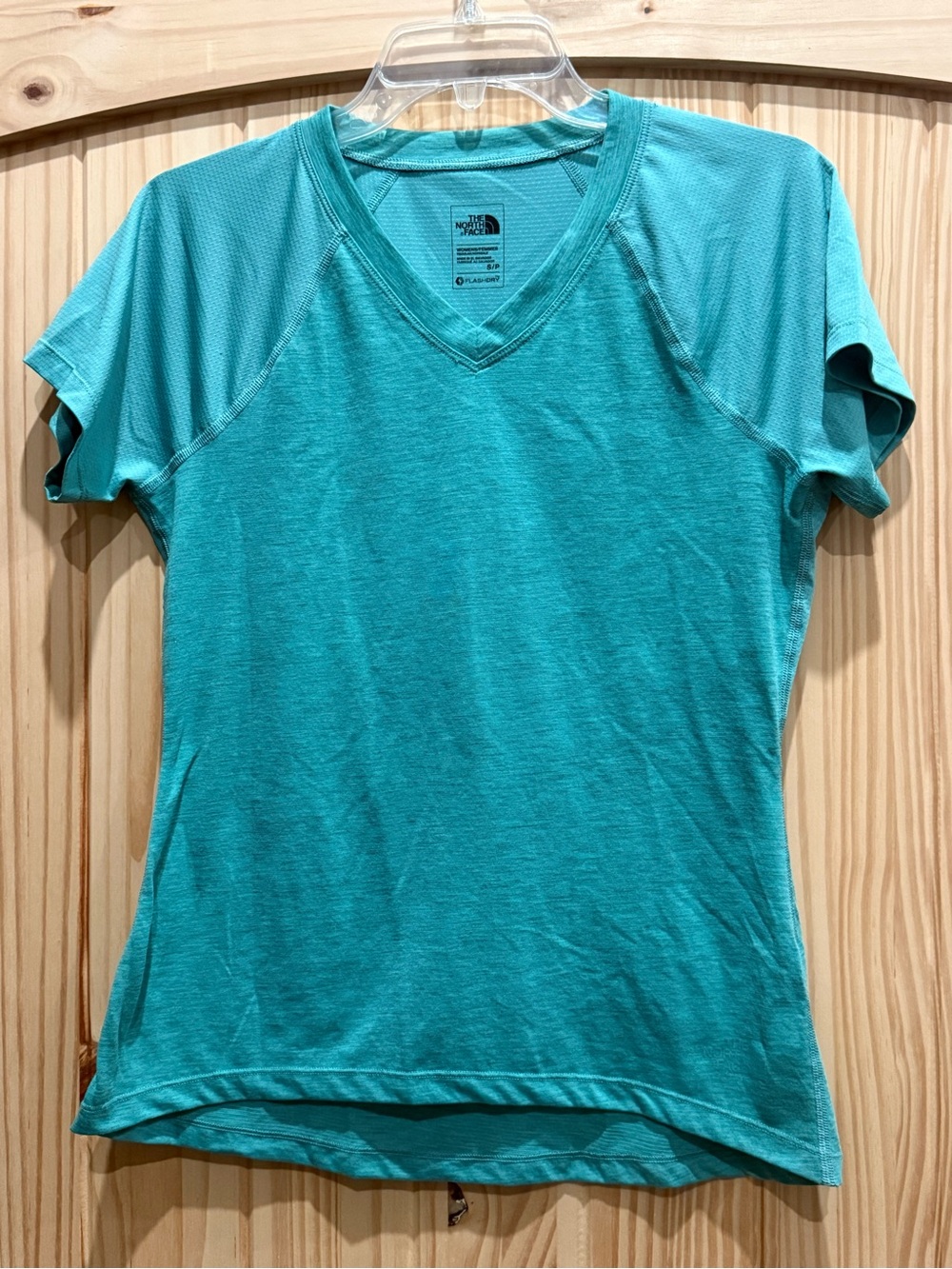 The North Face Women's Teal V-Neck Active Tee - Size Small